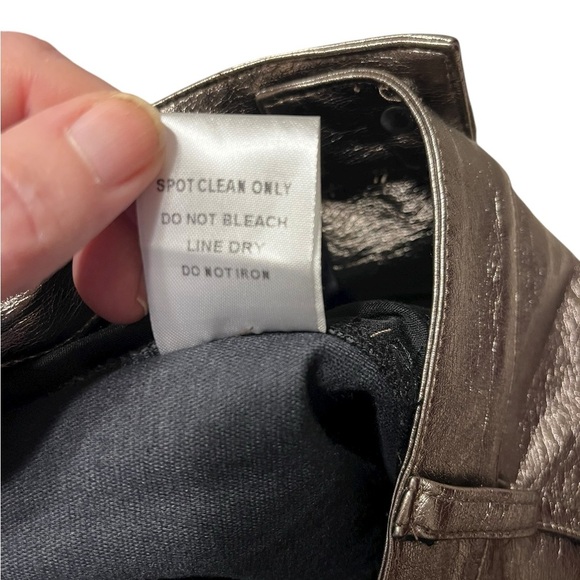 Le Lis Shimmering Metallic Gunmetal Mini Skirt Size Small NWT - Picture 6 of 7